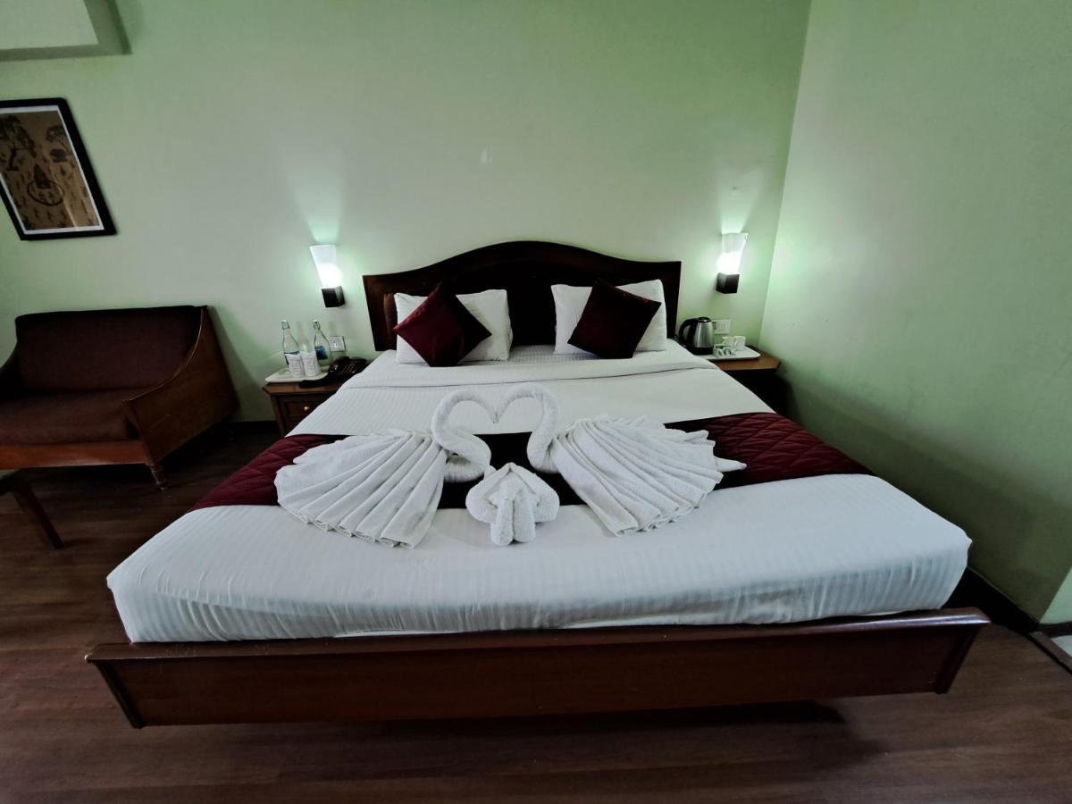 Hotel Preethi Classic Towers Утакаманд Экстерьер фото
