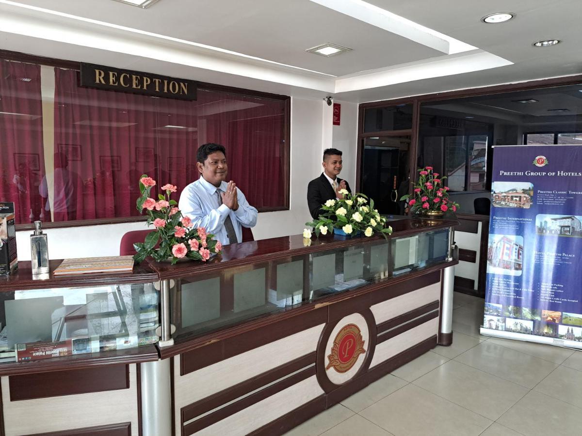 Hotel Preethi Classic Towers Утакаманд Экстерьер фото