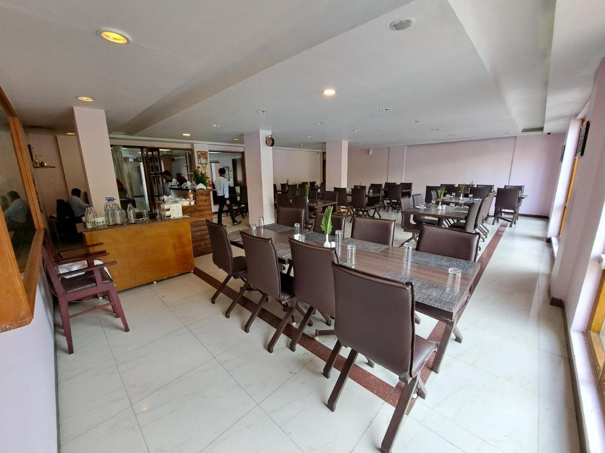 Hotel Preethi Classic Towers Утакаманд Экстерьер фото