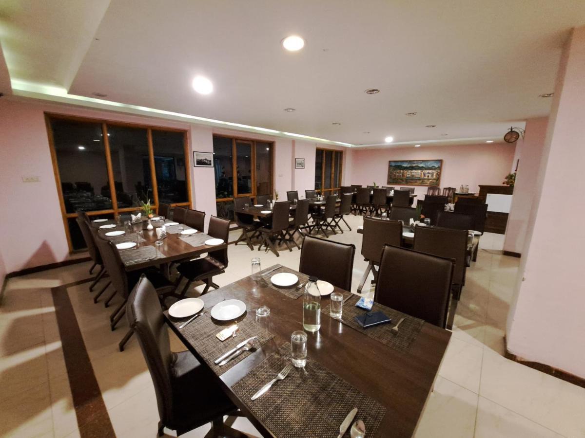Hotel Preethi Classic Towers Утакаманд Экстерьер фото